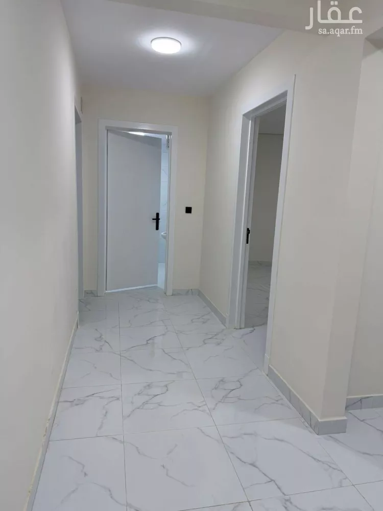 عمارة للبيع في شارع قتيبة بن مسلم, حي منفوحة, مدينة الرياض, منطقة الرياض 8