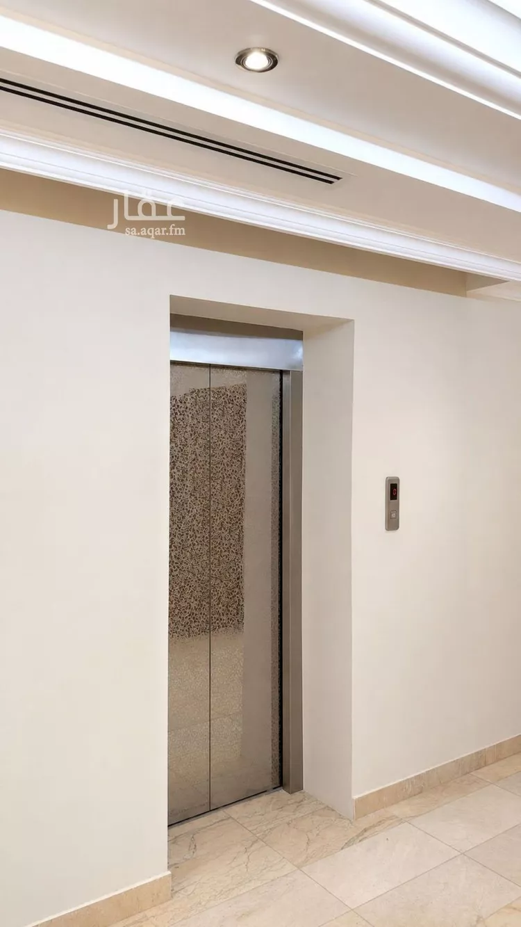 فيلا للبيع في شارع حيدر الحلي, حي النخيل, مدينة الرياض, منطقة الرياض 16