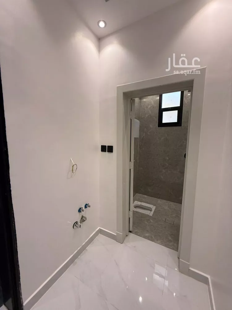 فيلا للبيع في شارع صفوان بن موهب, حي المهدية, مدينة الرياض, منطقة الرياض 6