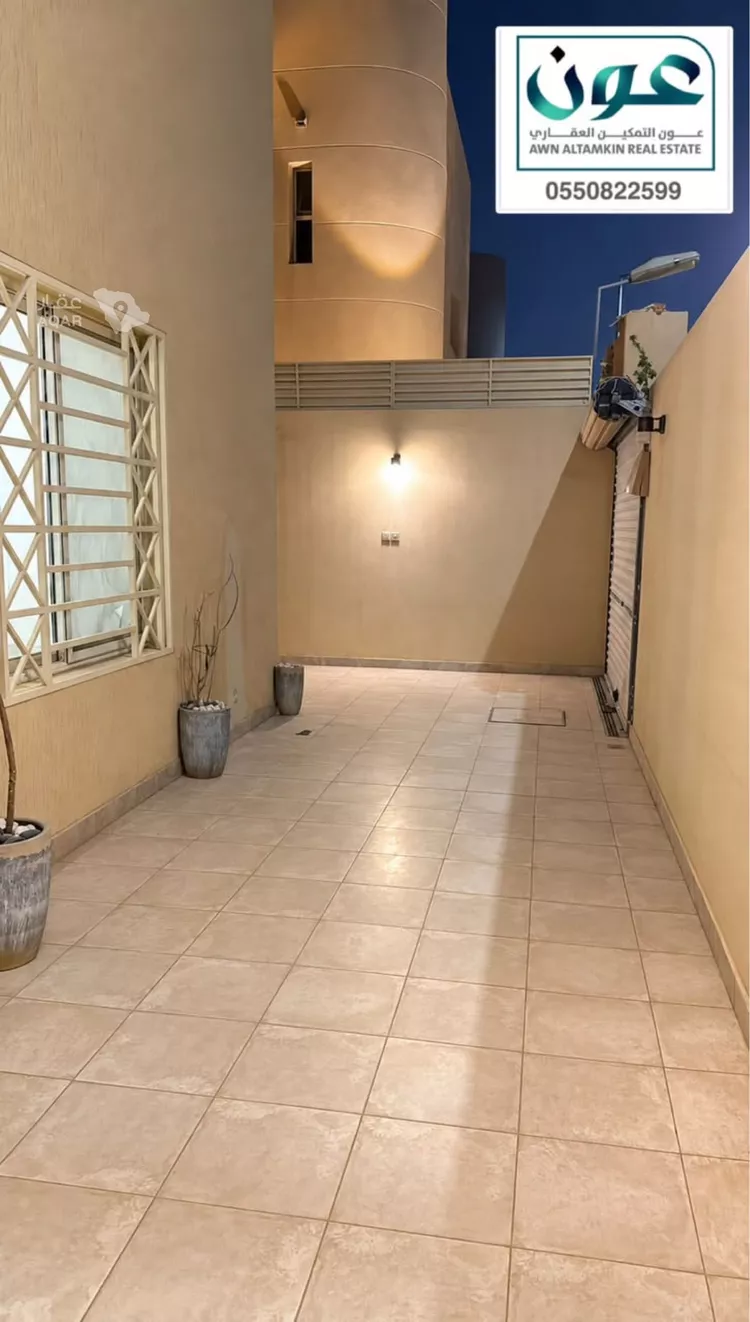 فيلا للبيع في شارع أحمد فتحي زغلول, حي التعاون, مدينة الرياض, منطقة الرياض 9