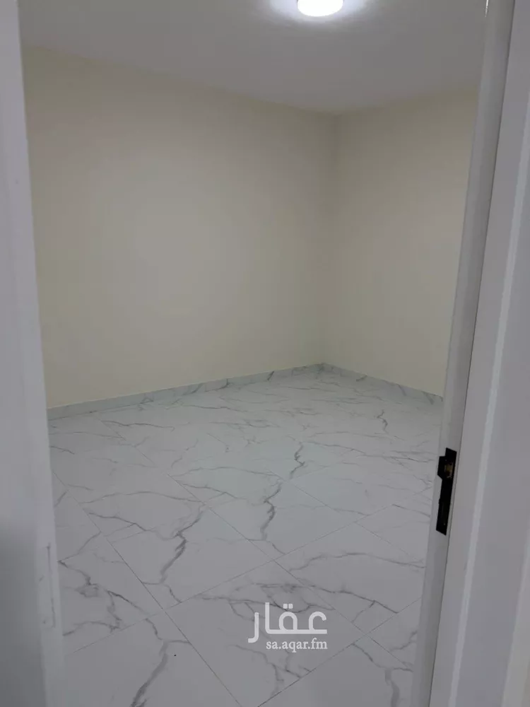 Building for Sale in Riyadh Manfuhah صورة 2