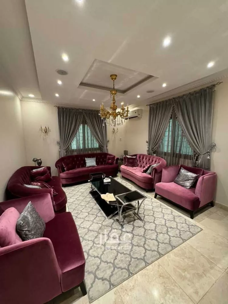 فيلا للبيع في شارع عثمان بن المظفر, حي الحمراء, مدينة الدمام, المنطقة الشرقية صورة 2