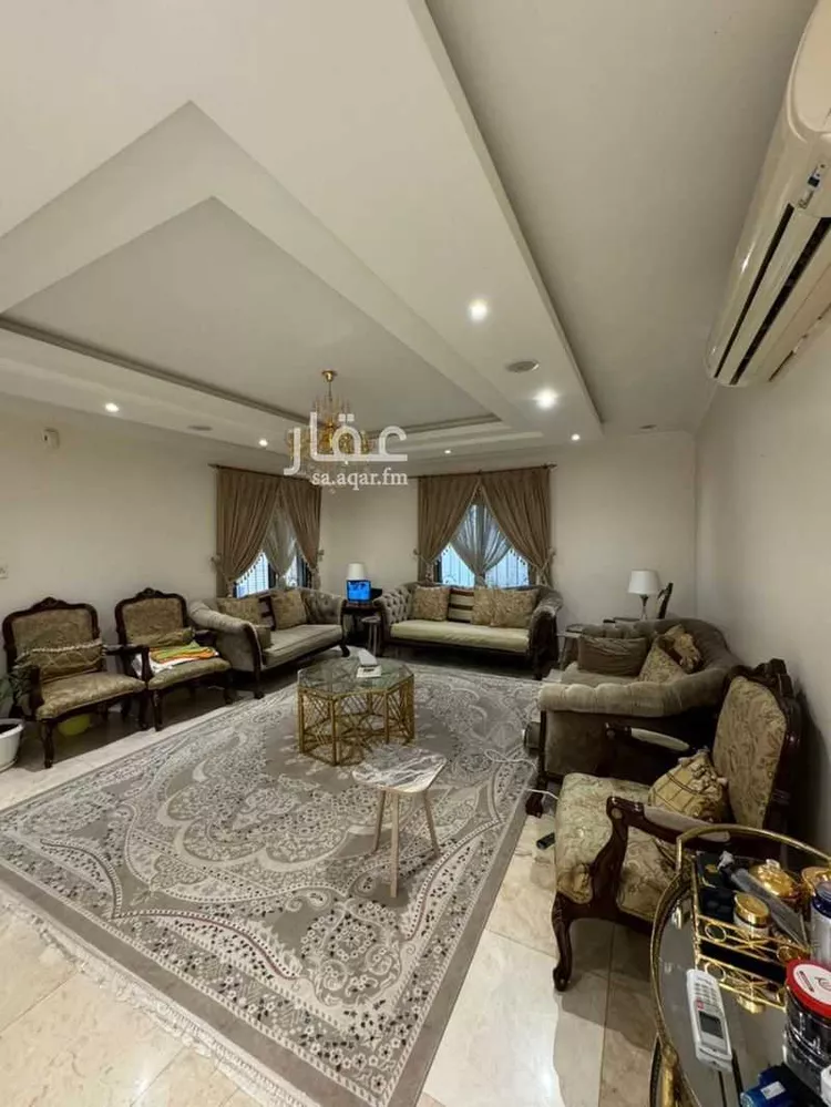 فيلا للبيع في شارع عثمان بن المظفر, حي الحمراء, مدينة الدمام, المنطقة الشرقية صورة 3