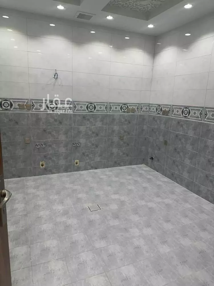 عمارة للبيع في شارع ابن ابي القاسم ، حي الروضة ، جدة ، جدة