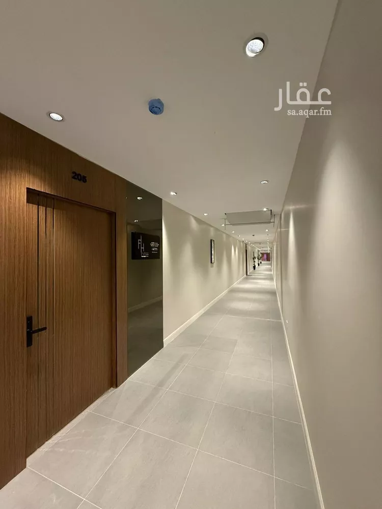 مكتب تجاري للإيجار في شارع طريق الملك عبدالعزيز, حي الياسمين, مدينة الرياض, منطقة الرياض صورة 2