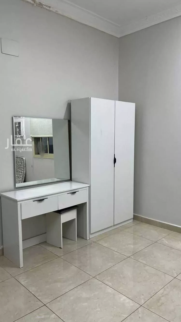 شقة للإيجار في شارع عبدالله بن محمد بن عمر, حي الدفاع, مدينة المدينه المنوره, منطقة المدينة المنورة