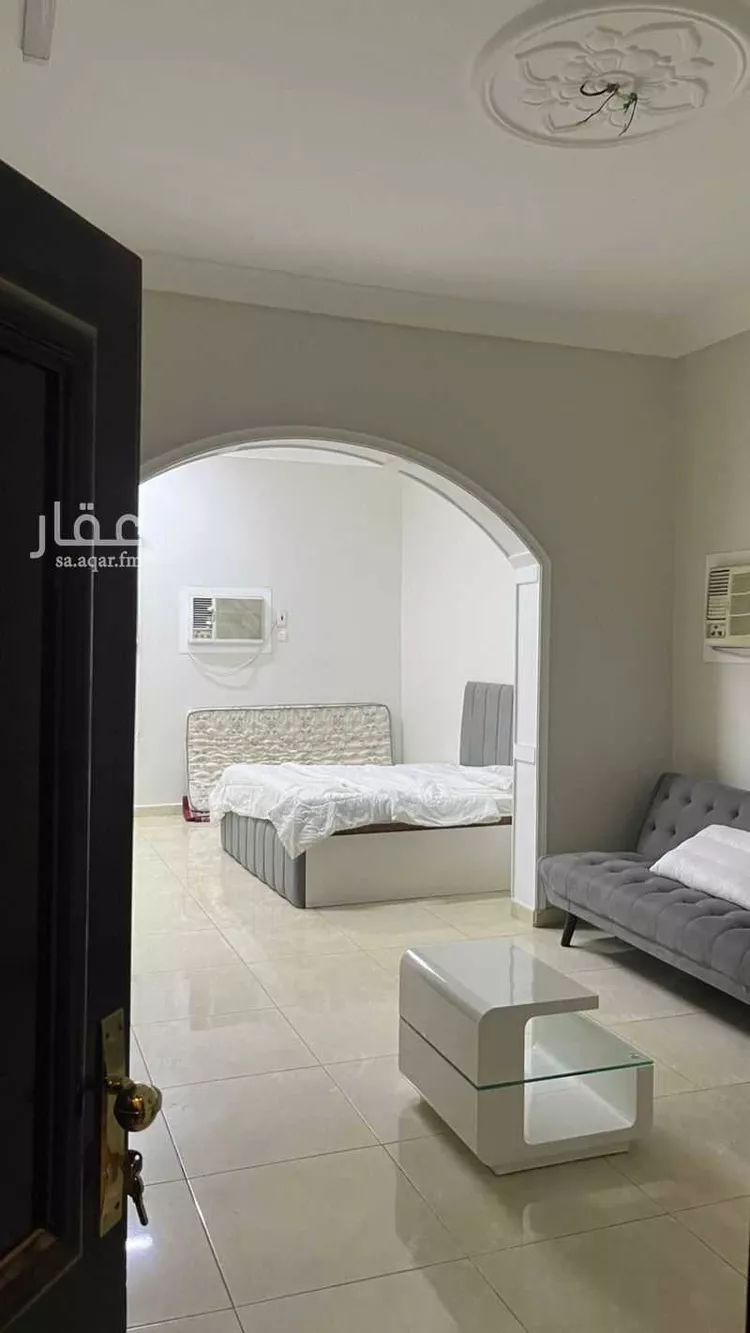 شقة للإيجار في شارع عبدالله بن محمد بن عمر, حي الدفاع, مدينة المدينه المنوره, منطقة المدينة المنورة صورة 2