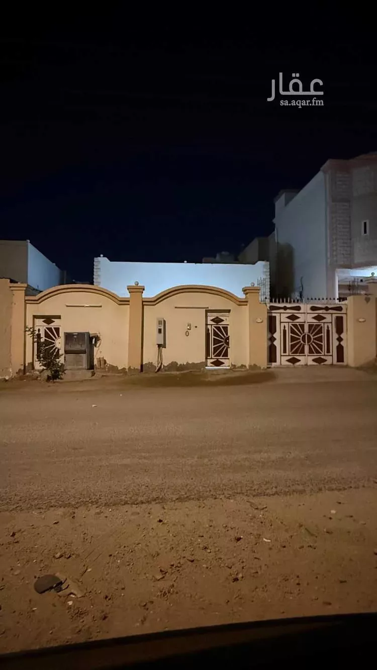 دور للبيع في شارع ج4 301 ، حي بحرة ، بحره ، بحرة