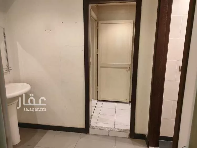 Commercial Office for Rent in Riyadh Al Olaya صورة 4