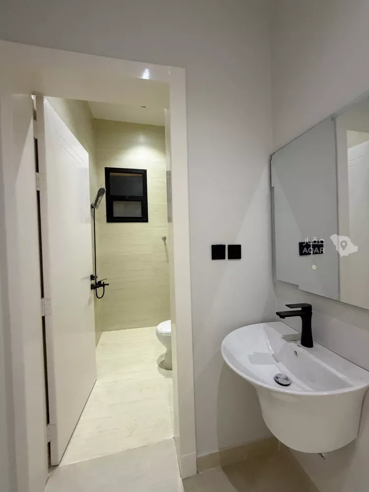 Floor for Sale in Riyadh Badr 6