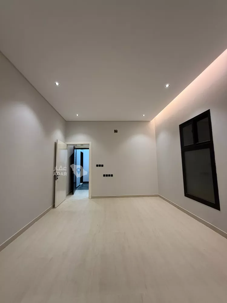 Floor for Sale in Riyadh Badr 7