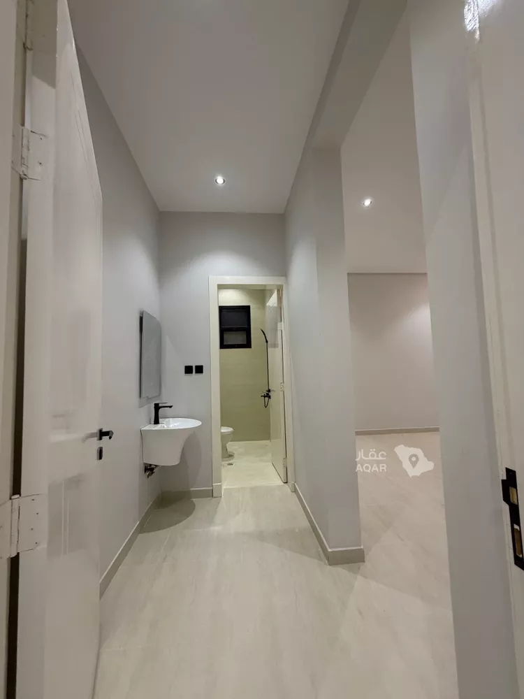 Floor for Sale in Riyadh Badr 9