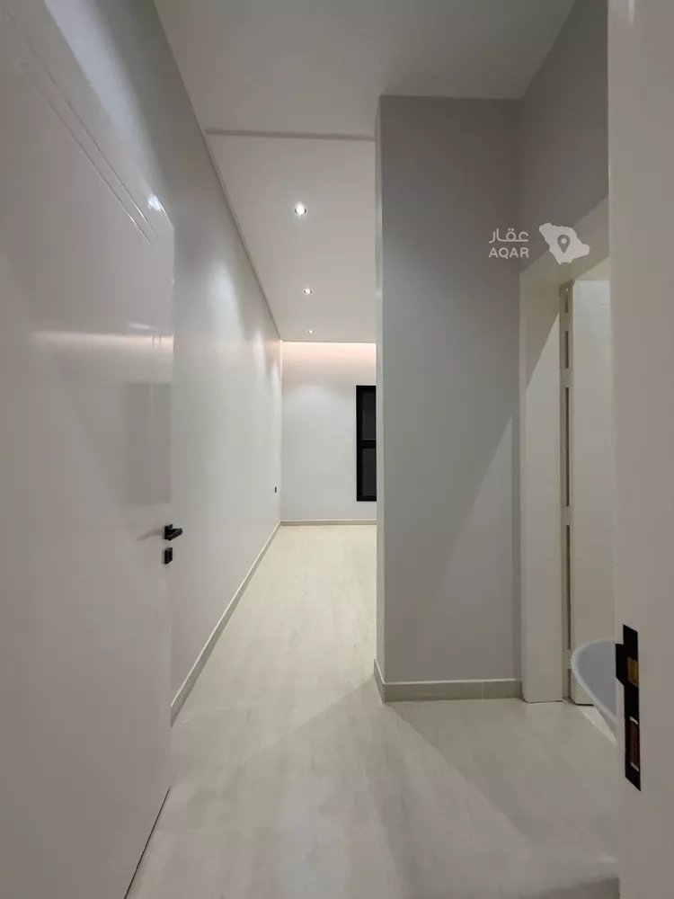 Floor for Sale in Riyadh Badr 13