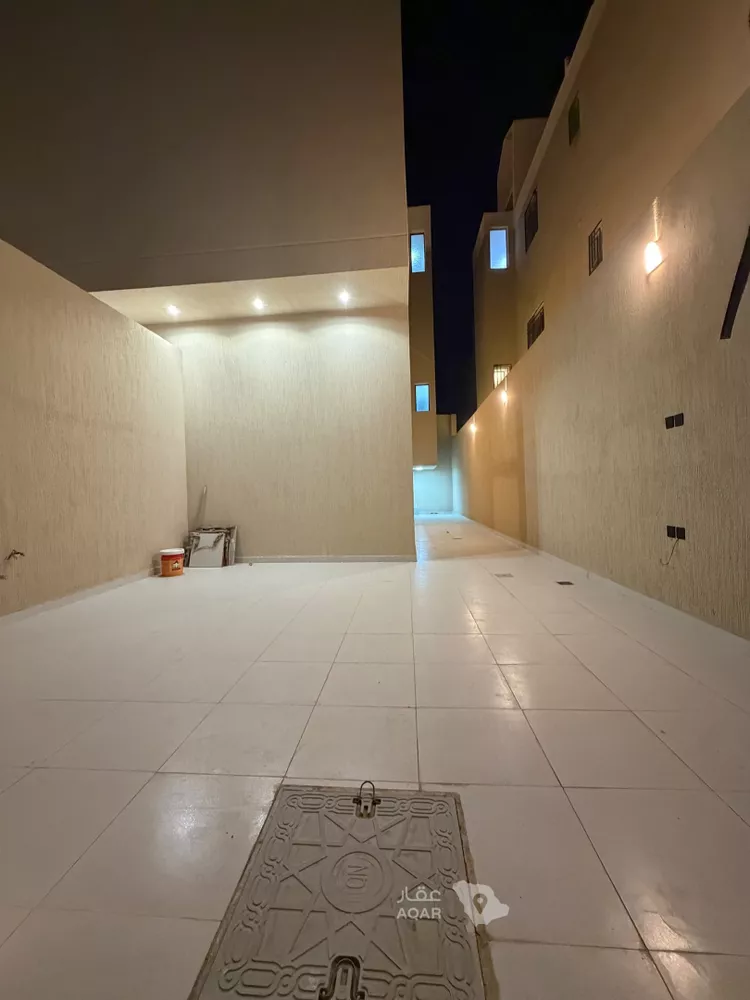 Floor for Sale in Riyadh Badr صورة 3