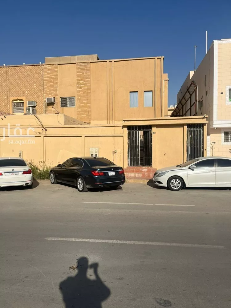 فيلا للبيع في شارع المهد, حي غرناطة, مدينة الرياض, منطقة الرياض