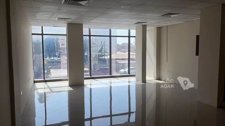 عمارة للبيع في شارع الامير حمود بن عبدالعزيز, حي مدينة العمال, مدينة الخبر, المنطقة الشرقية صورة 4