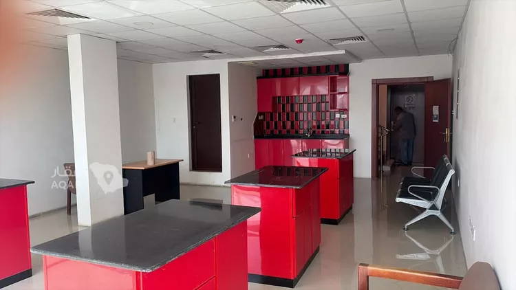 عمارة للبيع في شارع الامير حمود بن عبدالعزيز, حي مدينة العمال, مدينة الخبر, المنطقة الشرقية 9