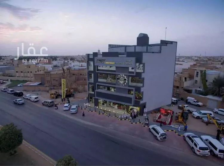 عمارة للإيجار في حي وسط المدينة, مدينة عنيزة, منطقة القصيم