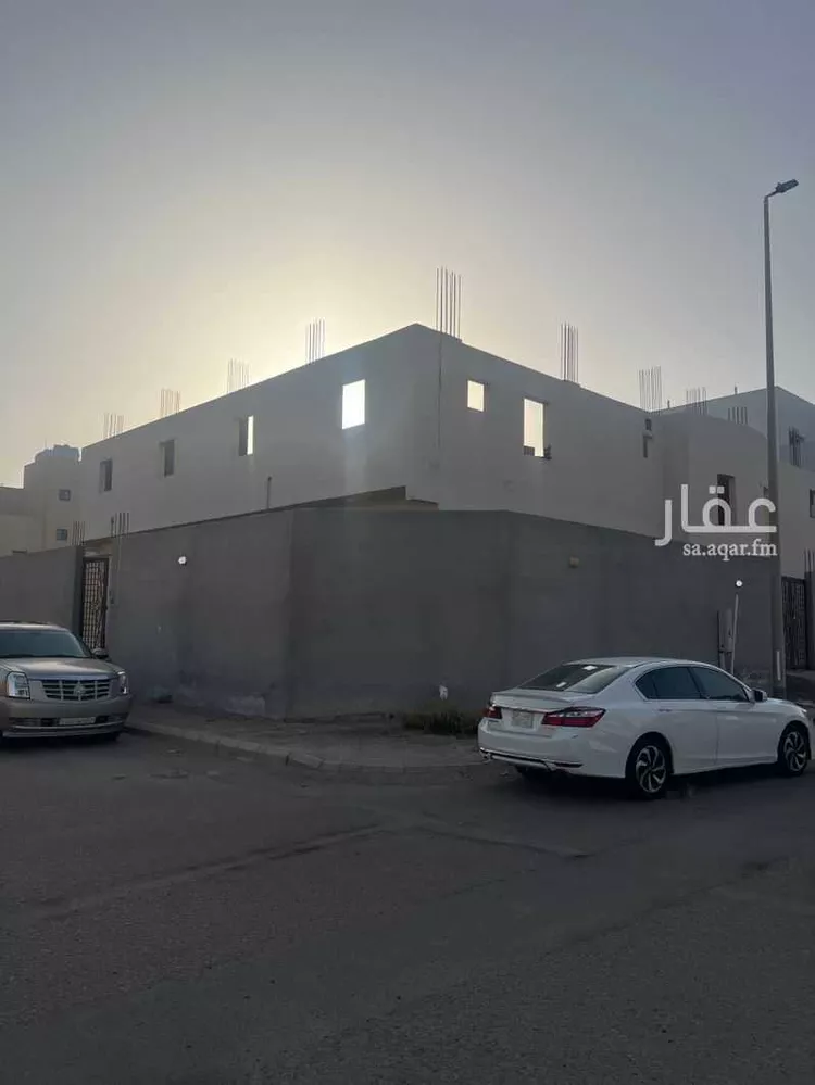 فيلا للبيع في شارع احمد المقدسي, حي اللؤلؤ, مدينة جدة, منطقة مكة المكرمة 1 صورة