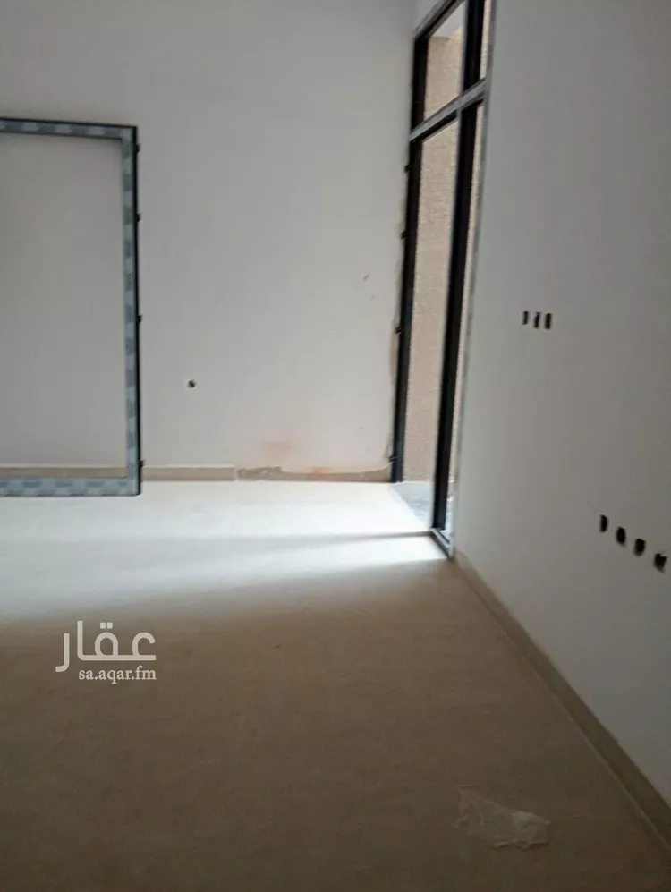 فيلا للبيع في شارع الساحل, حي الرمال, مدينة الرياض, منطقة الرياض 8