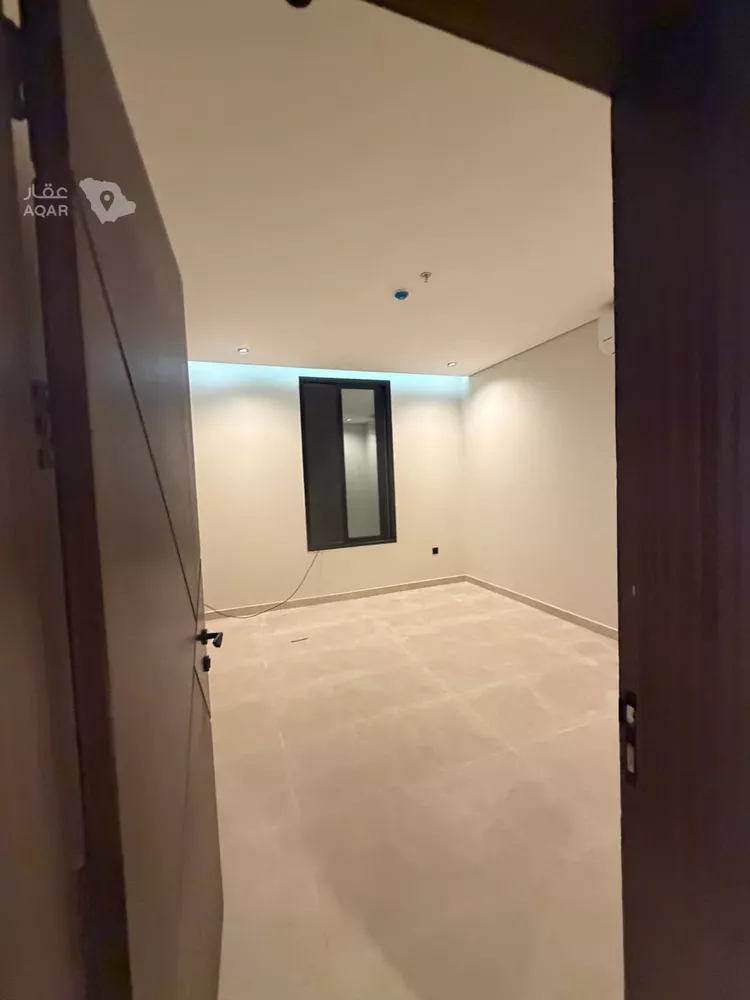 Apartment for Sale in Dammam Ash Shulah 7