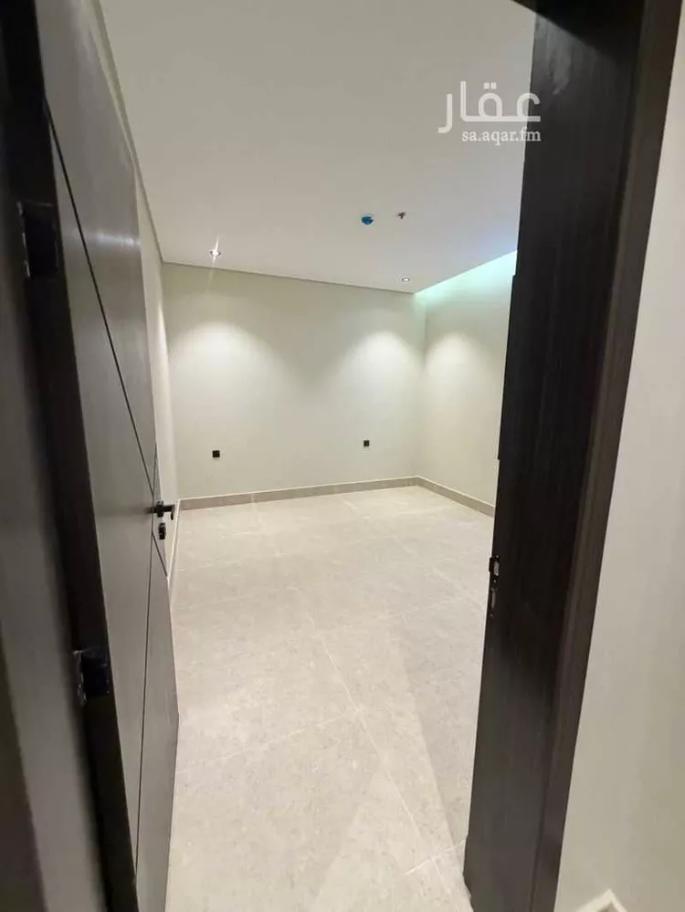 Apartment for Sale in Dammam Ash Shulah 7