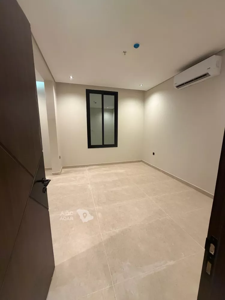 Apartment for Sale in Dammam Ash Shulah 7
