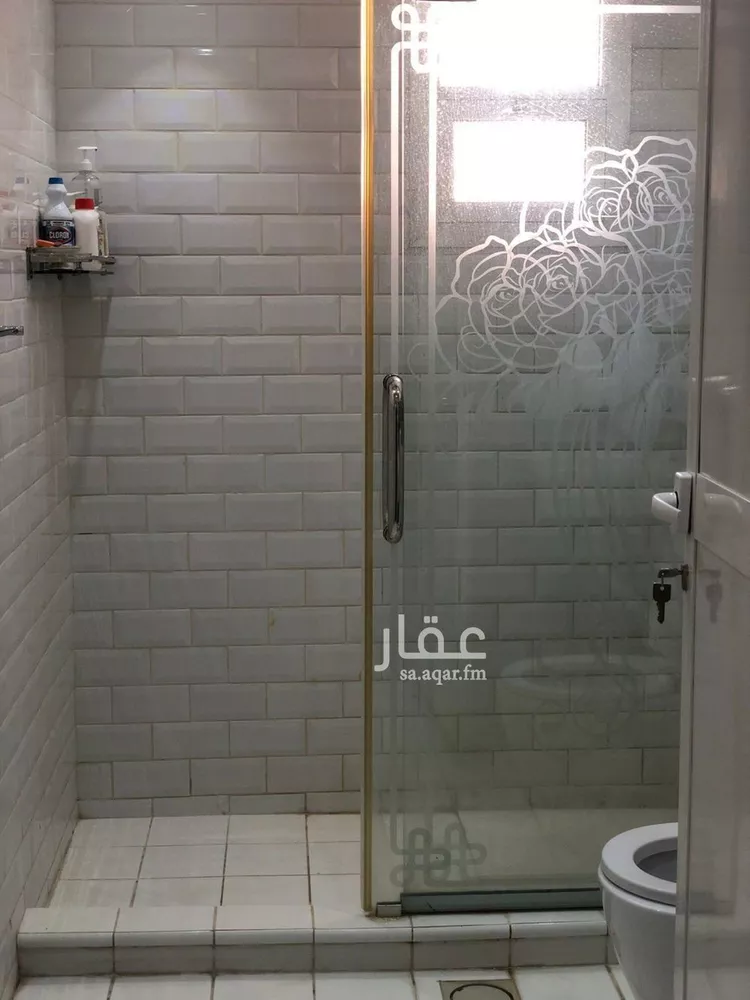 شقة للإيجار في شارع محمد بن عبدالعزيز الدغيثر, حي الملقا, مدينة الرياض, منطقة الرياض صورة 5