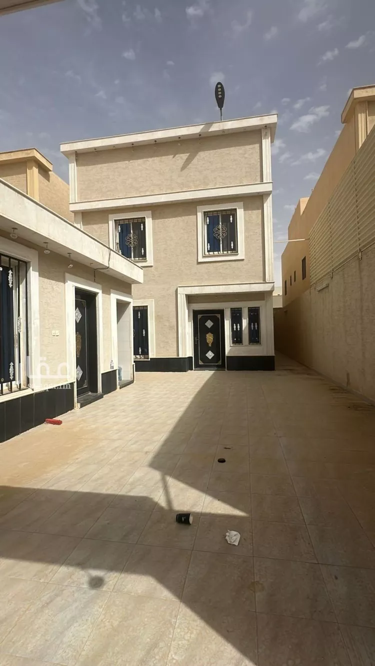 فيلا للإيجار في شارع شهاب الدين القلقشندي, حي عكاظ, مدينة الرياض, منطقة الرياض