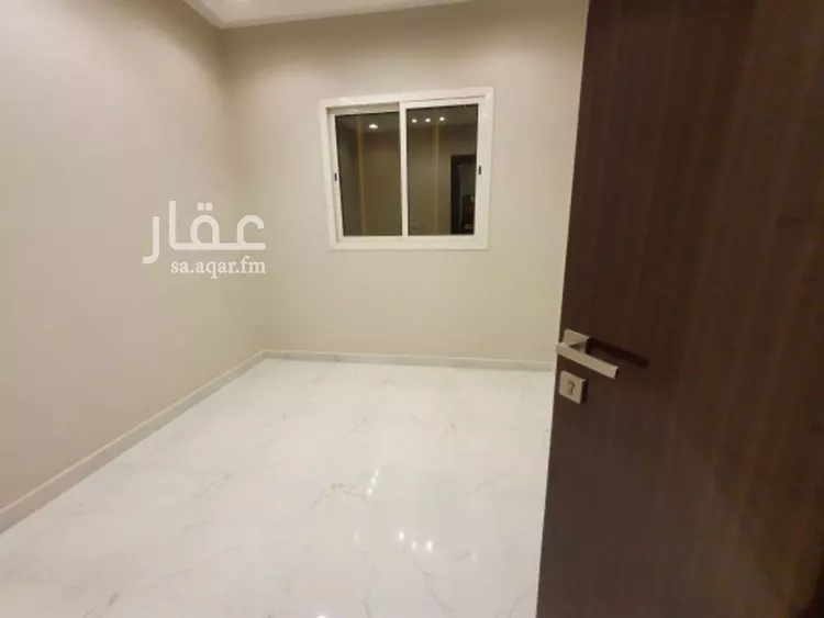 شقة للإيجار في شارع حسين بن صديق دحلان, حي عكاظ, مدينة الرياض, منطقة الرياض 1 صورة