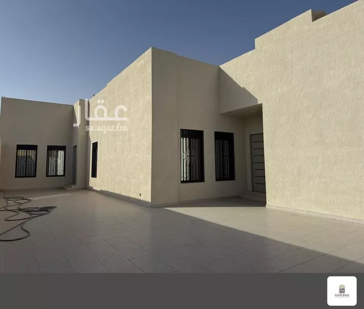 فيلا للبيع في شارع الوليدية, حي السلام, مدينة رماح, منطقة الرياض صورة 2