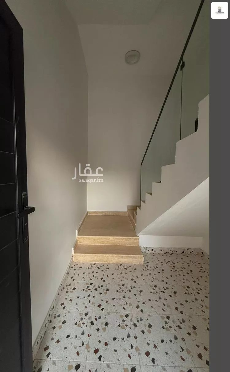 Floor for Sale in Riyadh Al Manar