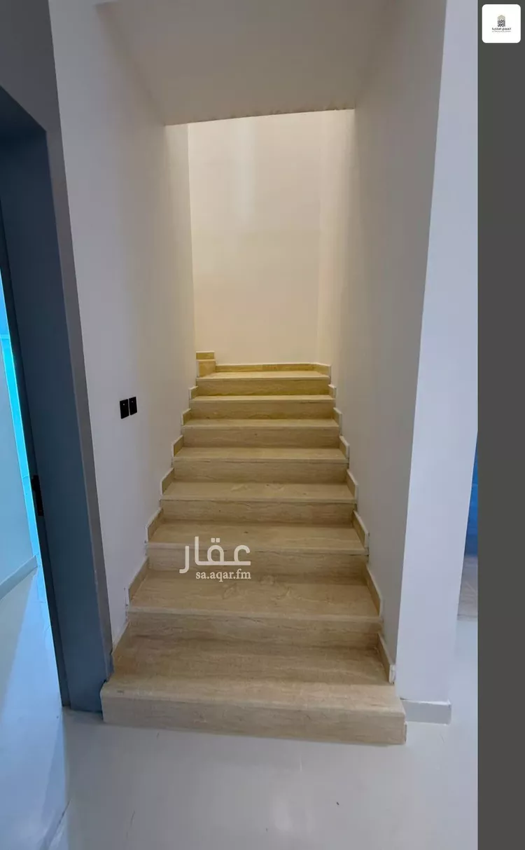 دور للبيع في شارع الحسن الحنبلي, حي المنار, مدينة الرياض, منطقة الرياض 10