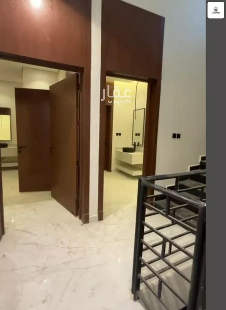 دور للبيع في شارع الصدارة, حي السعادة, مدينة الرياض, منطقة الرياض صورة 2