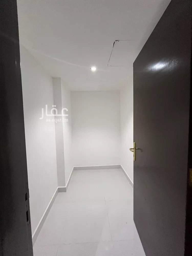 شقة للإيجار في شارع الامير عبدالعزيز بن مساعد بن جلوي, حي المربع, مدينة الرياض, منطقة الرياض صورة 3