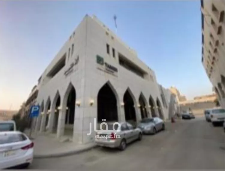 مكتب تجاري للإيجار في شارع هبة الله الخزرجي, حي الفوطة, مدينة الرياض, منطقة الرياض 1 صورة