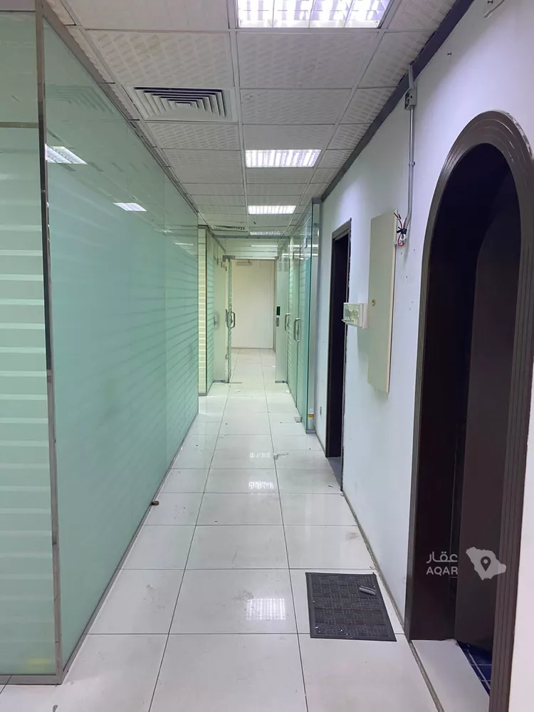 مكتب تجاري للإيجار في شارع الامير عبدالعزيز بن مساعد بن جلوي, حي المربع, مدينة الرياض, منطقة الرياض 11