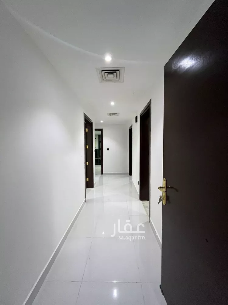 شقة للإيجار في شارع الامير عبدالعزيز بن مساعد بن جلوي, حي المربع, مدينة الرياض, منطقة الرياض صورة 4