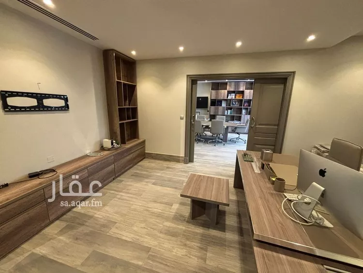 مكتب تجاري للإيجار في شارع العليا, حي العليا, مدينة الرياض, منطقة الرياض 1 صورة