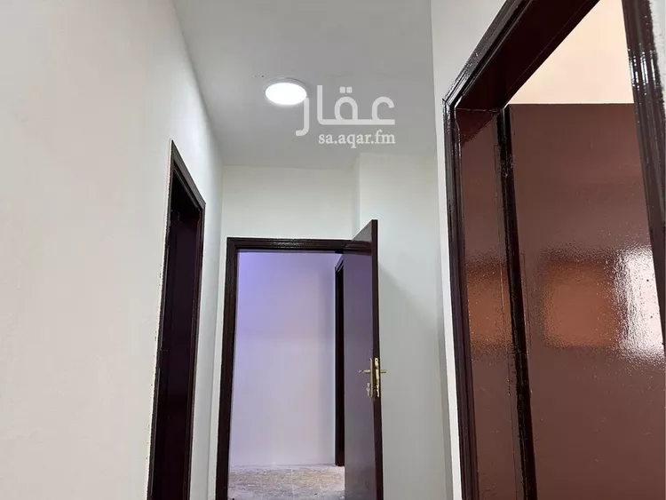 فيلا للإيجار في شارع الإمام عبدالرحمن بن فيصل, حي الصالحية, مدينة الرياض, منطقة الرياض صورة 2