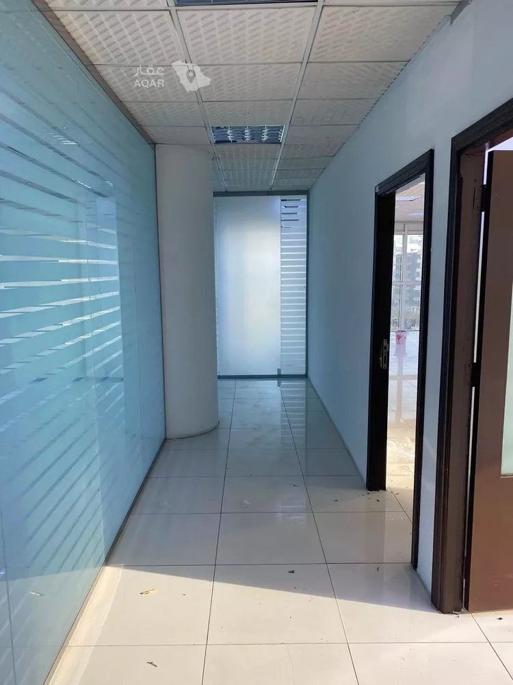 مكتب تجاري للإيجار في شارع الامير عبدالعزيز بن مساعد بن جلوي, حي المربع, مدينة الرياض, منطقة الرياض 6