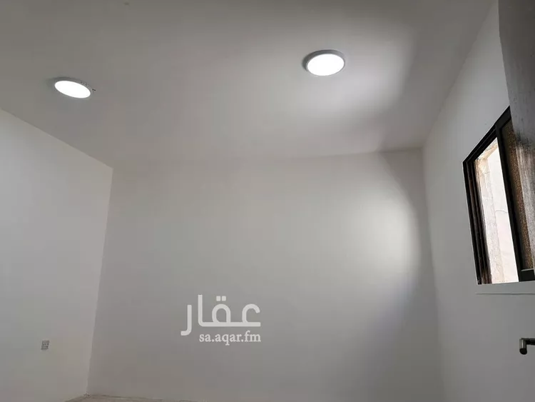 فيلا للإيجار في شارع الإمام عبدالرحمن بن فيصل, حي الصالحية, مدينة الرياض, منطقة الرياض صورة 3