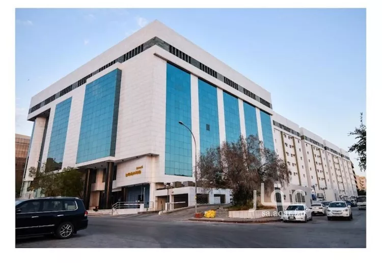 مكتب تجاري للإيجار في شارع الامير عبدالعزيز بن مساعد بن جلوي, حي المربع, مدينة الرياض, منطقة الرياض