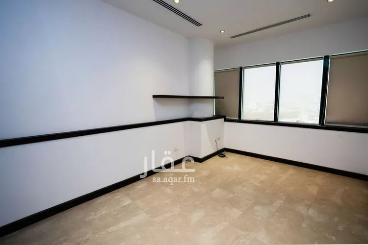 مكتب تجاري للإيجار في شارع العليا, حي العليا, مدينة الرياض, منطقة الرياض 1 صورة