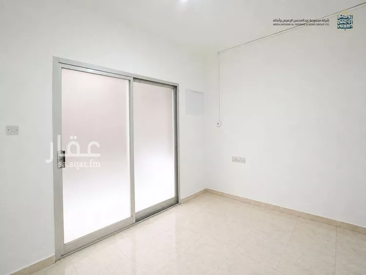 شقة للإيجار في شارع الملك فيصل ابن عبدالعزيز سعود, حي الفوطة, مدينة الرياض, منطقة الرياض صورة 4