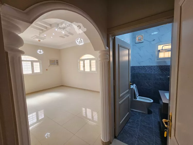 فيلا للإيجار في شارع المويهية, حي الربوة, مدينة الرياض, منطقة الرياض صورة 4