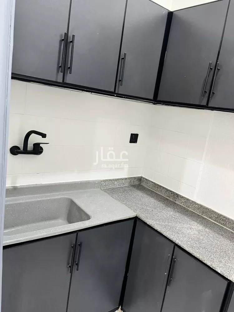 شقة للإيجار في شارع الملك عبدالعزيز ابن عبدالرحمن سعود, حي الضباط, مدينة الرياض, منطقة الرياض صورة 3