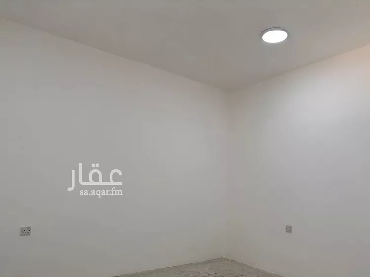 فيلا للإيجار في شارع الإمام عبدالرحمن بن فيصل, حي الصالحية, مدينة الرياض, منطقة الرياض 1 صورة