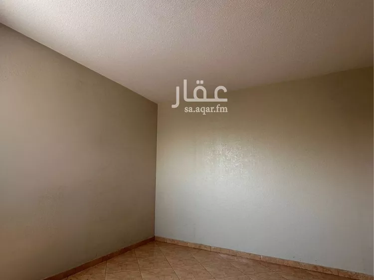 شقة للإيجار في شارع الفرزدق, حي الضباط, مدينة الرياض, منطقة الرياض صورة 3