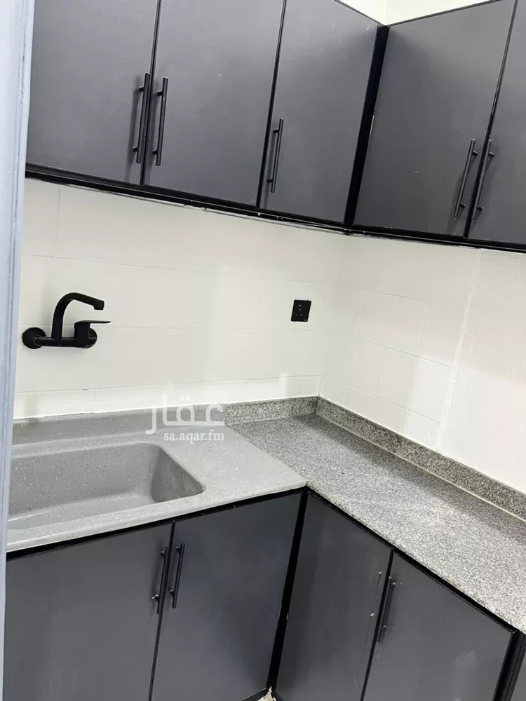 شقة للإيجار في شارع الملك عبدالعزيز ابن عبدالرحمن سعود, حي الضباط, مدينة الرياض, منطقة الرياض صورة 3